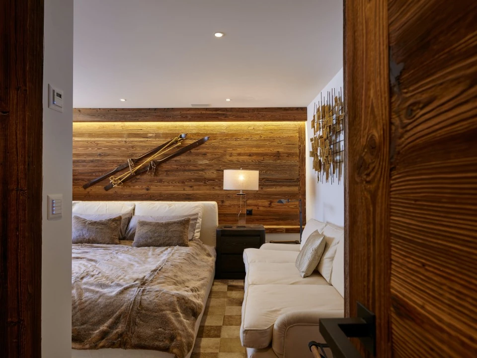 1685631914-Prospectors Luxury real estates Suisse Saas-Fee to rent chalet property Belvédère 22.webp